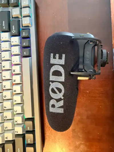 Rode Videomic Pro+, View more