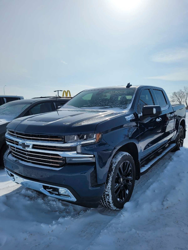 2019 high country 6.2L in Cars & Trucks in Calgary - Image 3