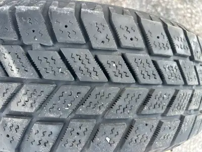 Hankook 4 snow tires with rims 195/ 60 R 15 All for 85.00 Text best offer Cash only 647-572-4032