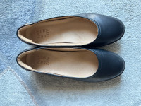 Naturlizer leather shoe ( black) 7.5 