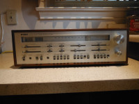 Vintage 1974 Yamaha CR-1000 Natural Sound Stereo Receiver