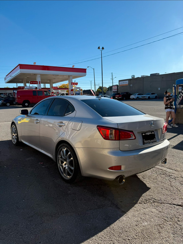 2012 LEXUS IS350 AWD in Cars & Trucks in Oshawa / Durham Region - Image 2
