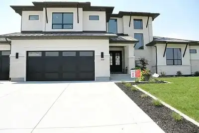Burlington Garage Doors Repairs - Commercial Rolling Doors, View more