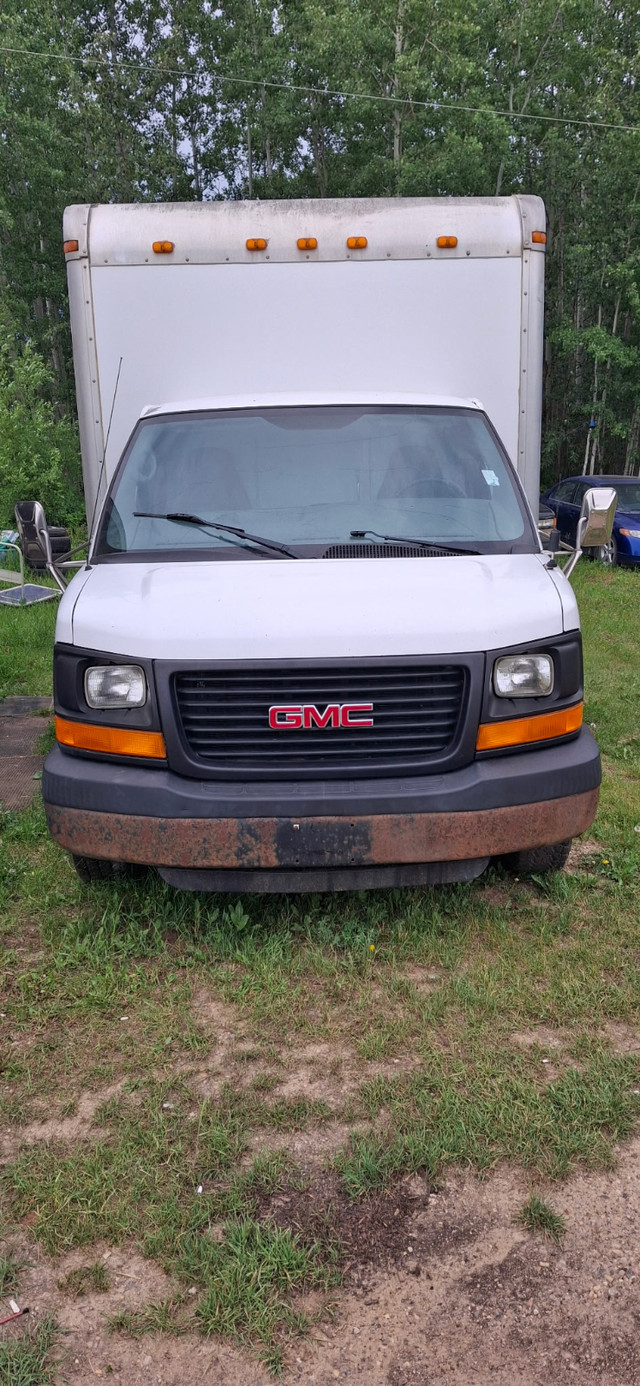 14 ft Cube Van for Sale in Cars & Trucks in Edmonton - Image 2