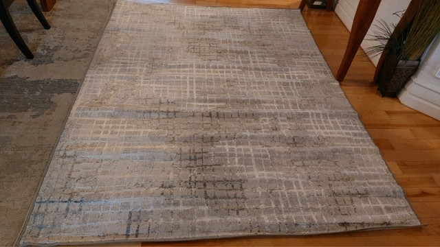 Brand New Safavieh 5' 5" x 7' 7" Modern Abstract Area Rug in Rugs, Carpets & Runners in Gatineau - Image 2