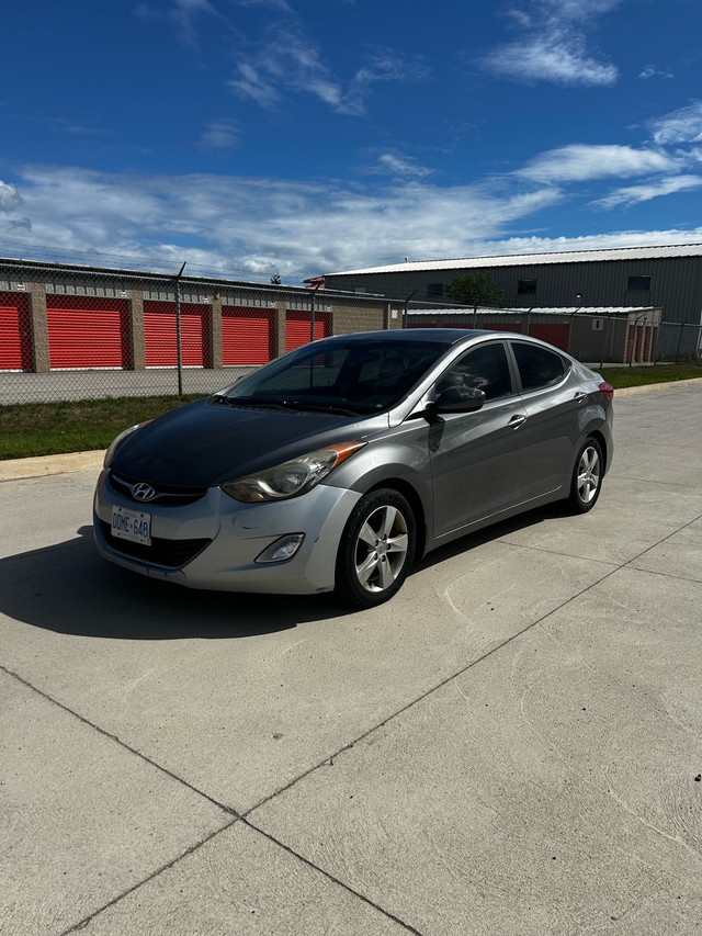 Hyundai ELANTRA 6 speed Manual  in Cars & Trucks in Hamilton