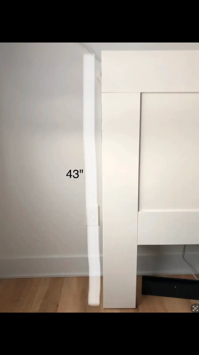 TÊTE DE LIT IKEA in Beds & Mattresses in Laval / North Shore - Image 3