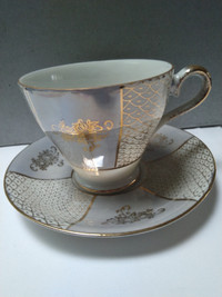 Tea Cup and Saucer Light Purple Lustre/Gold