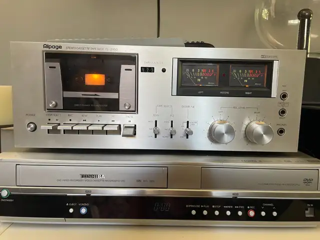 Alpage FL-2100 Stereo Cassette Deck in Stereo Systems & Home Theatre in Markham / York Region - Image 2