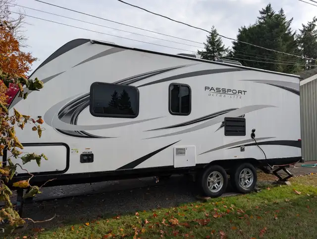 2019 Keystone Passport, 24ft in Travel Trailers & Campers in Campbell River - Image 11