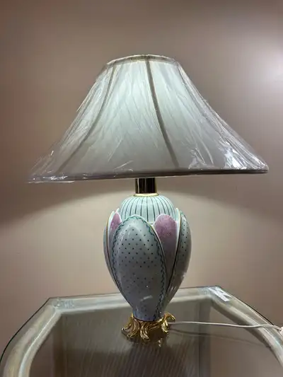 Mangani Porcelain Tulip Lamp, View more