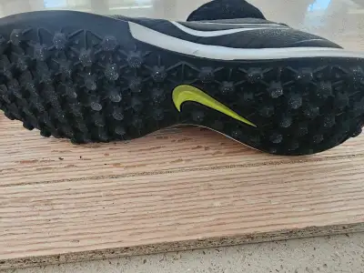 Size 5 turf cleats . Like new