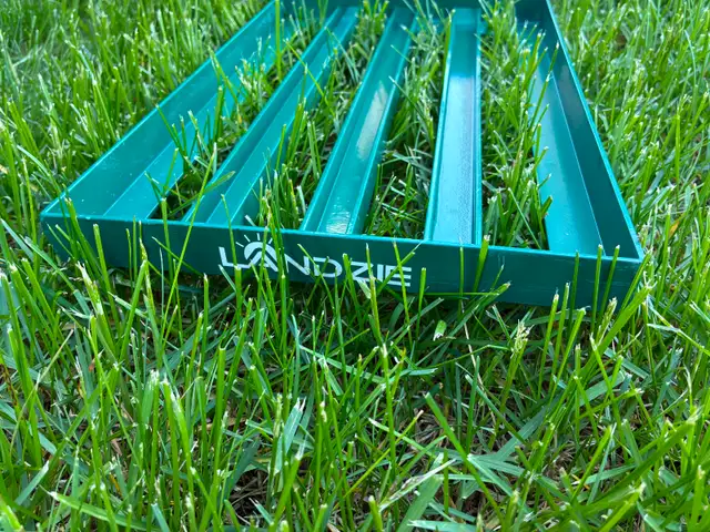Lawn leveling Rake486356624092047362