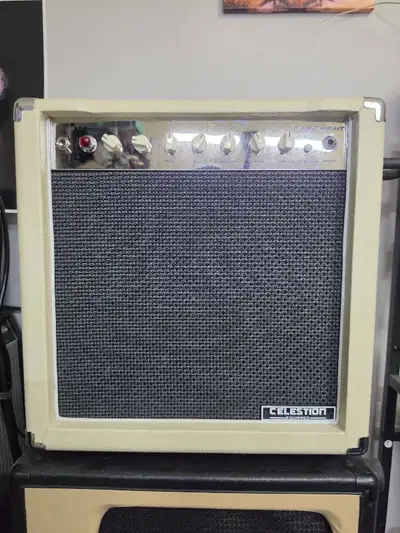 Monoprice 15watt Stage Right Tube Amplifier , View more