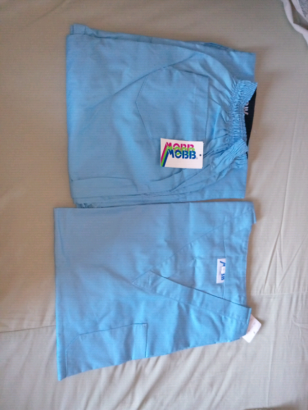 Hospital nursing uniform completely
Brand MOBB in Other in City of Montréal - Image 9