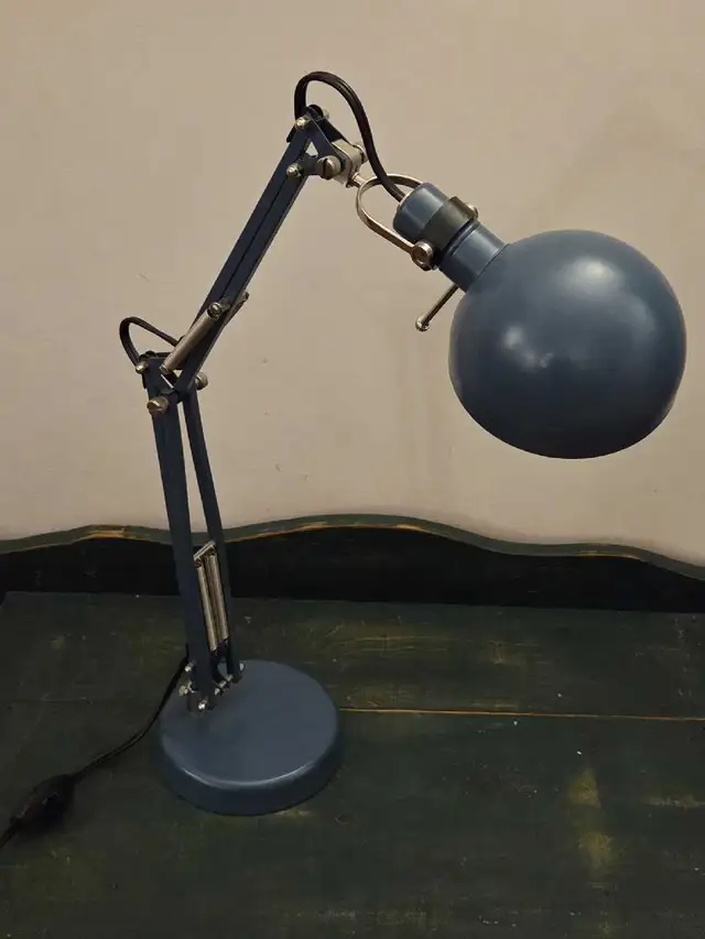Vintage IKEA FORSA Blue Desk Work Lamp w/Adjustable Arm  in Indoor Lighting & Fans in City of Toronto - Image 5