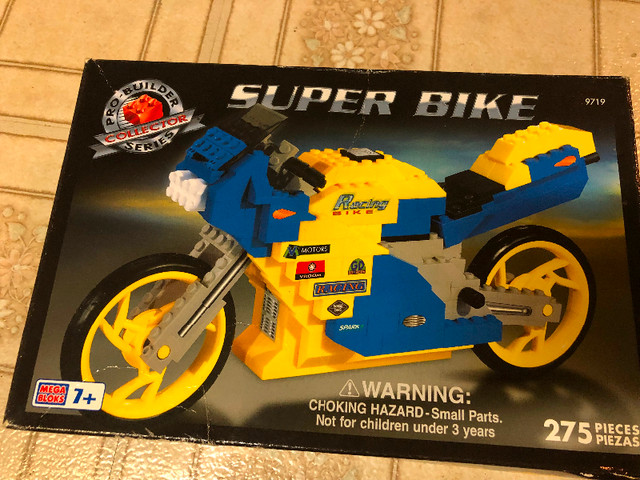 Super Bike - Mega Bloks in Toys & Games in Kitchener / Waterloo