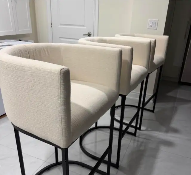 Set of 3 Cream Upholstered Bar stools in Chairs & Recliners in Markham / York Region - Image 2