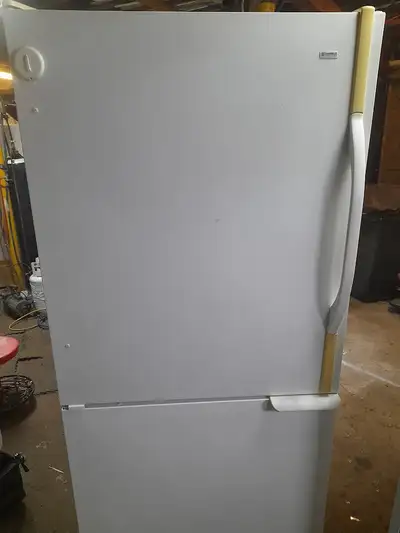 Fridges freezer on the bottom, View more