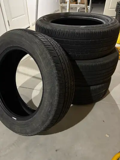 205/60/16 all season tires off of a 2016 Mazda 3 - good for another season or two (5-6/32) - no patc...