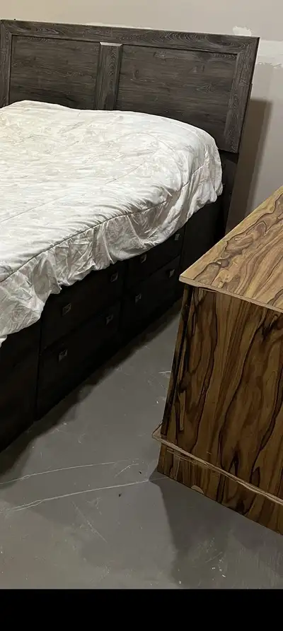 Boys live here. Everything included in the rent. House and room is fully furnished. Monthly or yearl...