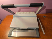 Binding machine. CombiBind C300