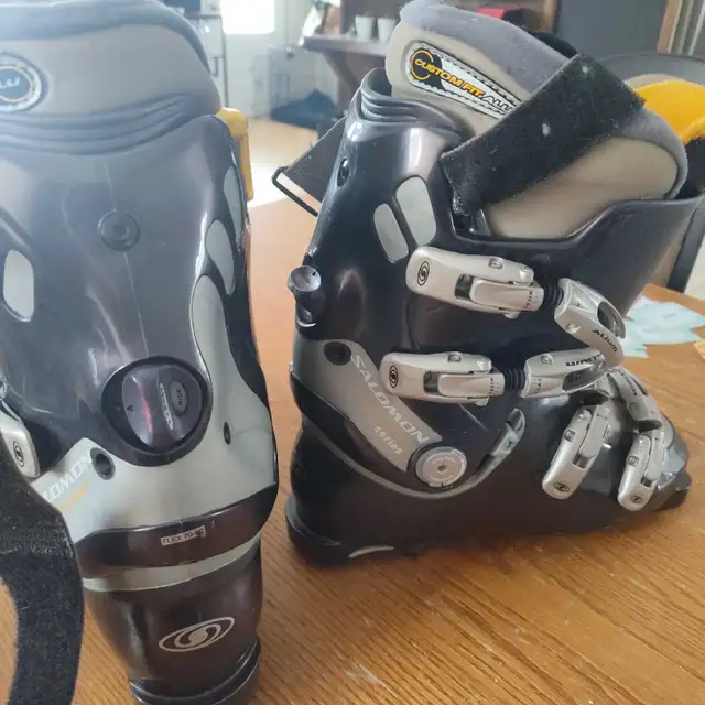 Bottes 315 mm usagée  in Ski in Saguenay - Image 5