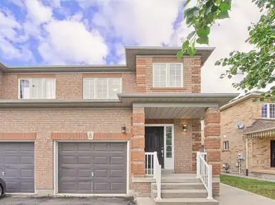 6 Studebaker Trail, Brampton $2,750/month + utilities ✨ Property Highlights: • 3 Good Size Bedrooms...
