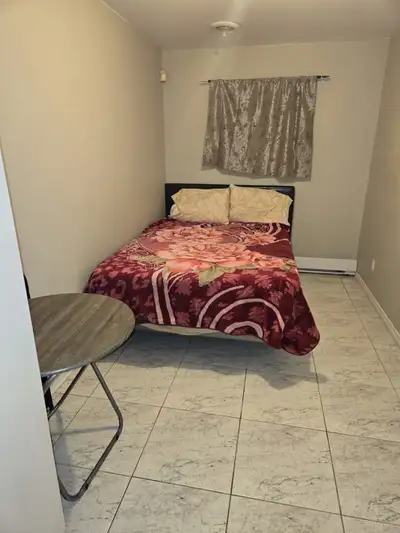 1 bedroom available in a townhouse NDG/Westmount . Looking for a respectable and clean person, stude...