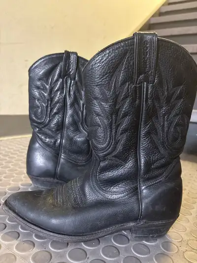 Bottes de cowboy, View more