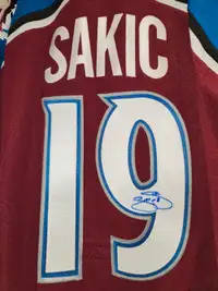 Etobicoke PickUp Joe Sakic Autographed Game Jersey Colorado Avs