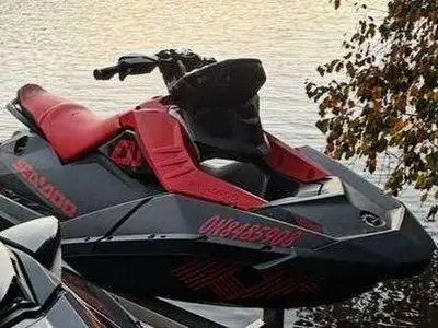 2022 Sea Do Trix Spark In great condition, serviced annually and stored at The Cove in Muskoka. Pick...