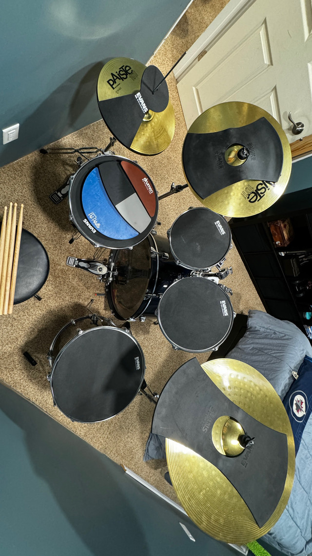 Mapex Drumkit in Drums & Percussion in Sudbury - Image 2