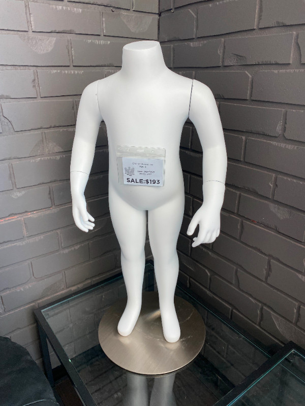 CHILDREN MANNEQUIN AGE 2, FOR REG $386/ SALES $193 in Kids & Youth in City of Toronto