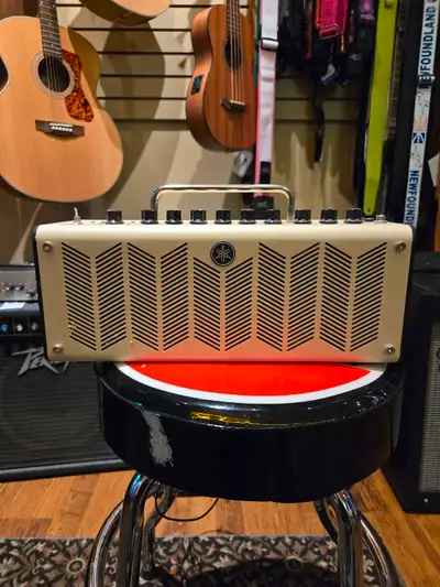 Yamaha THR10 Desktop Guitar Amp - Used In Good Condition This Little Desktop Amplifier is the perfec...