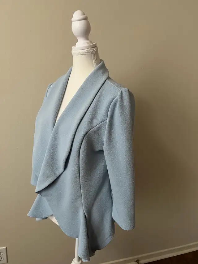 Talbots Blazer in Women's - Tops & Outerwear in Ottawa - Image 2