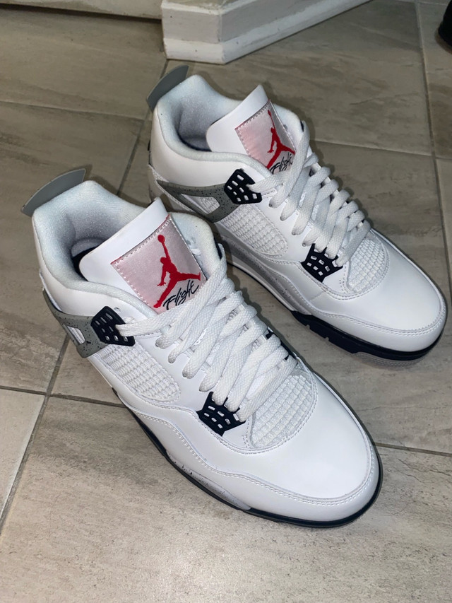 Jordan 4 White Cement dans Chaussures pour hommes  à Ville de Montréal - Image 2