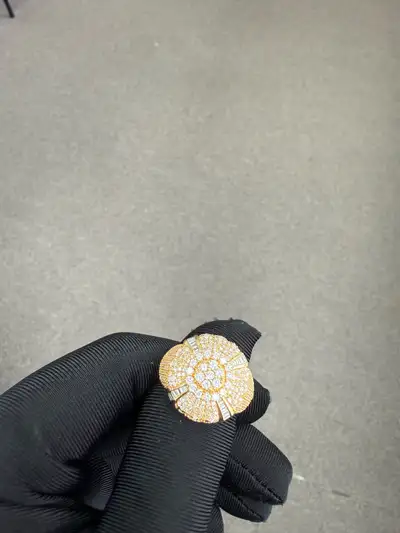 Size 9, 14k gold, 2.3ct natural si diamonds, 8.9 grams.