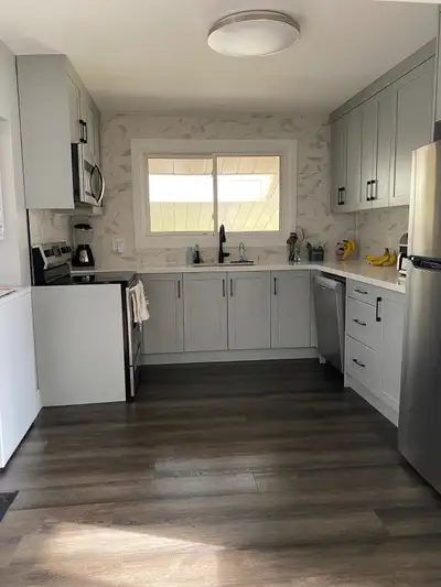 Rooms for Rent – North End Peterborough For Girls Available Right Now ✨ Great Location | Students We...