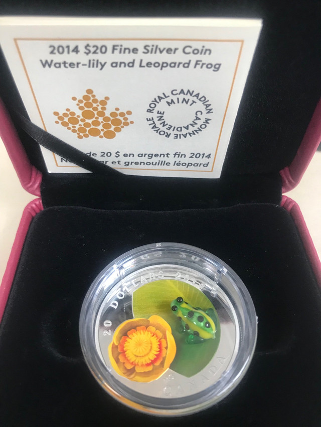 2014 Venetian glass leopard frog in Arts & Collectibles in Chilliwack