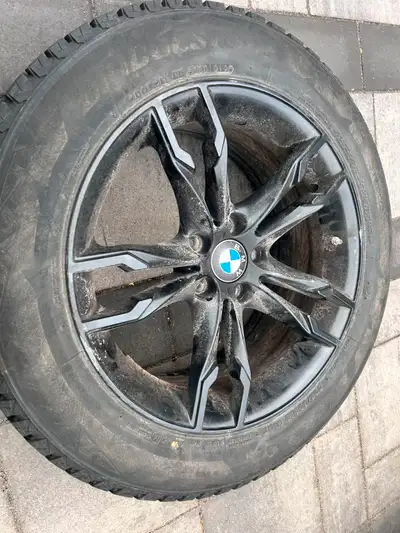 2017-2021 BMW X3 ORIGINAL RIMS WITH TPMS BRIDGESTONE WINTER TIRES (90%LEFT) ALL 4