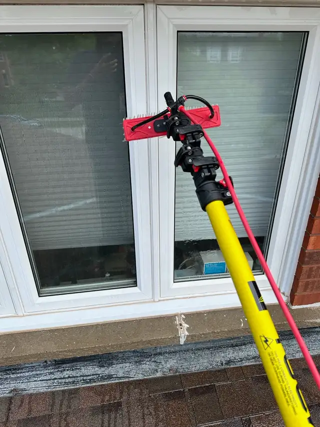 Hiring Window Cleaner in General Labour in Oakville / Halton Region - Image 2