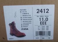 RED WING MEN’S INSULATED WORK BOOT – Size 11 EEE