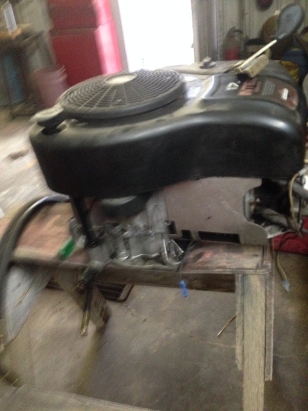 lawn mower 17hp briggs and stration Lawnmowers & Leaf Blowers