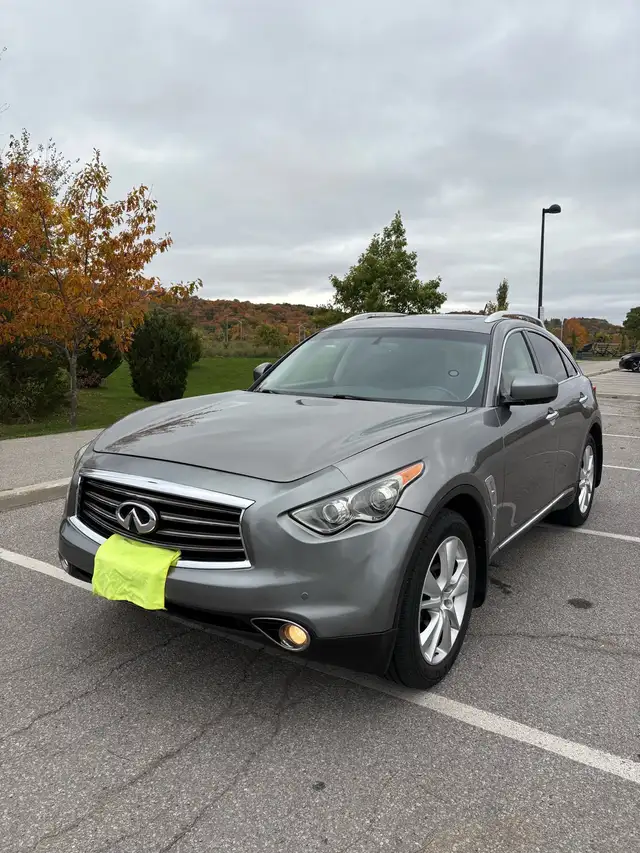 2012 Infiniti FX 35