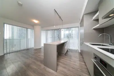2br 2bath Condo at Harbourfront downtown core