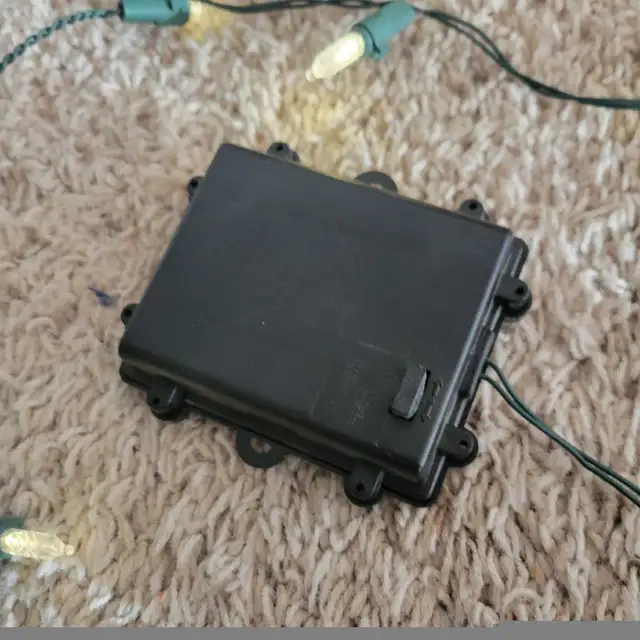 12 foot Strand of Clear Mini LED Battery Powered Light. $4 in Home Décor & Accents in Red Deer - Image 4