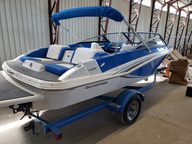Glastron 2014 jet boat in Powerboats & Motorboats in Barrie