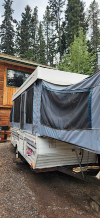 Scamper tent trailer
