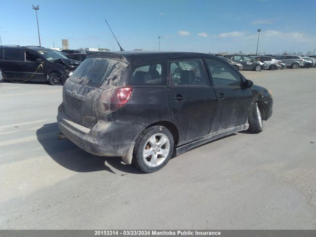 2006 Toyota Matrix Available For Parts in Auto Body Parts in Winnipeg - Image 4